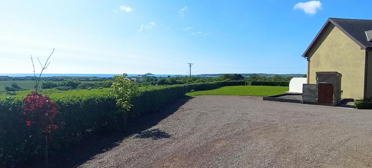 ホテル Ocean View キャッスルマーター エクステリア 写真